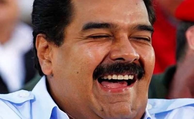 ¿QUE SABE EL BURRO E' CHICLE? Maduro se jacta de que 62% de los venezolanos tengan internet (olvida decir que NO sirve)